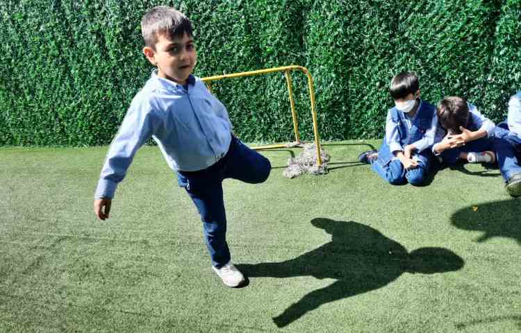 کلاس بدون دیوار علوم 1