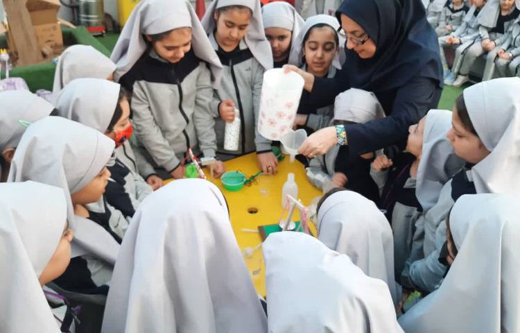 کلاس بدون دیوار 11