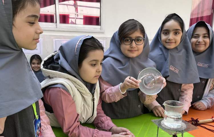 کلاس بدون دیوار 8