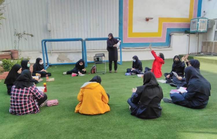 کلاس ترکیبی حضوری، مجازی بدون دیوار 2