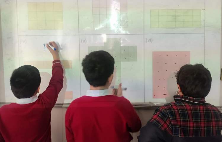 کلاس math تمرین محاسبه‌ی مساحت مستطیل.