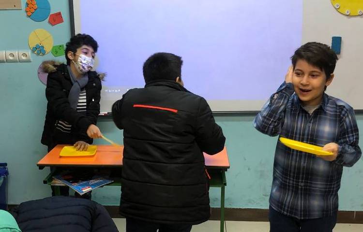 کلاس جذاب اتیکت (آموزش غذا خوردن) 3