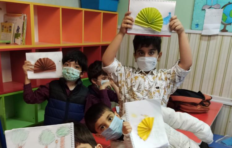 کلاس حضوری هنر، پایه اول مدادرنگی 4