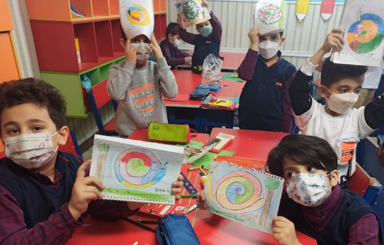 کلاس حضوری هنر، پایه اول مداد رنگی 2