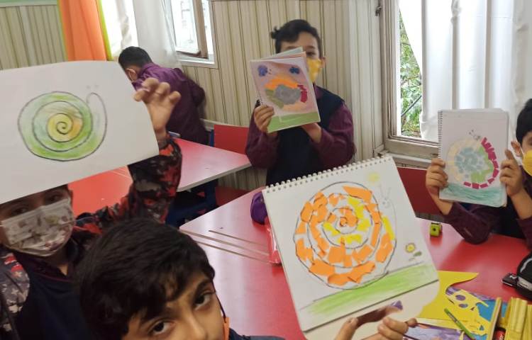 کلاس حضوری هنر، پایه اول مداد رنگی 3