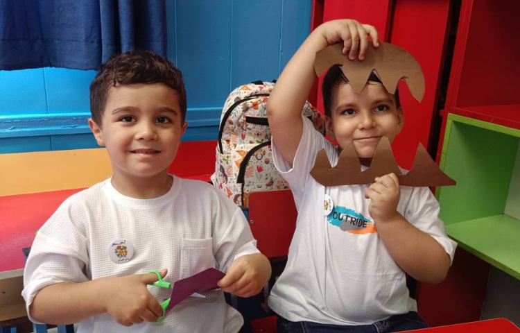 :کلاس خلاقیت با موضوع دست‌ورزی 4