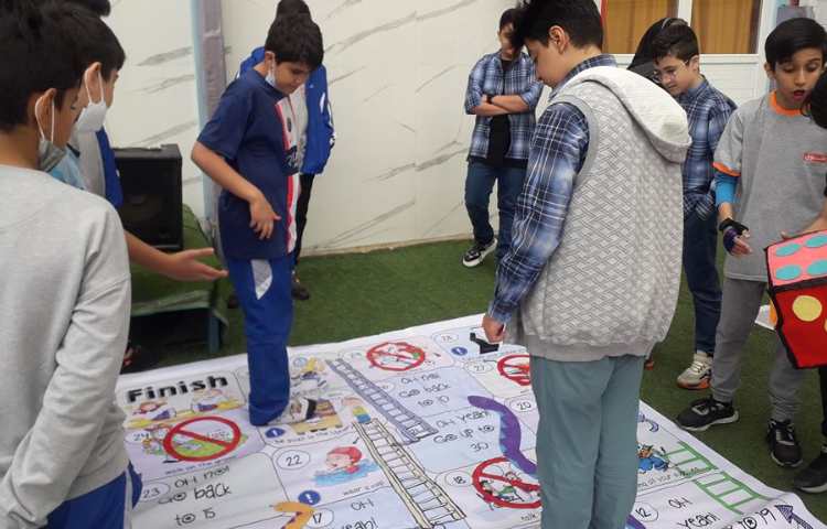 کلاس خلاق زبان پایه ششم دبستان 5