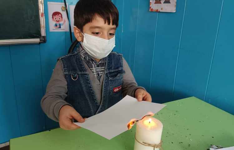 کلاس دستان توانا : روز نور شمع 2