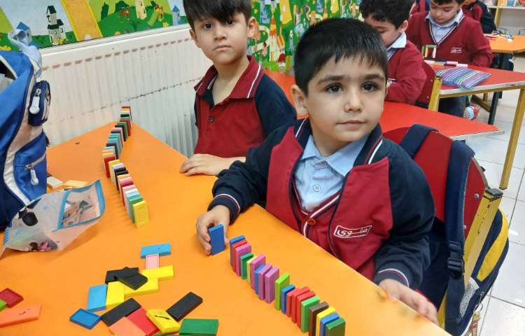 کلاس دومینو و ساخت خط صاف 3