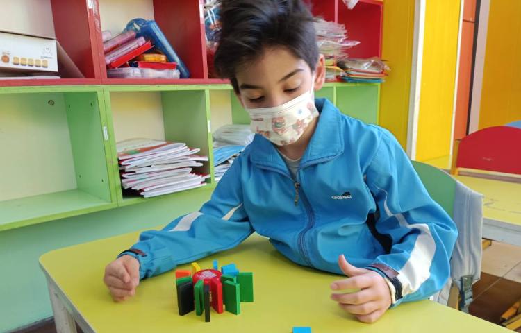 :کلاس دومینو، چیدن دومینوها به صورت گردی 1