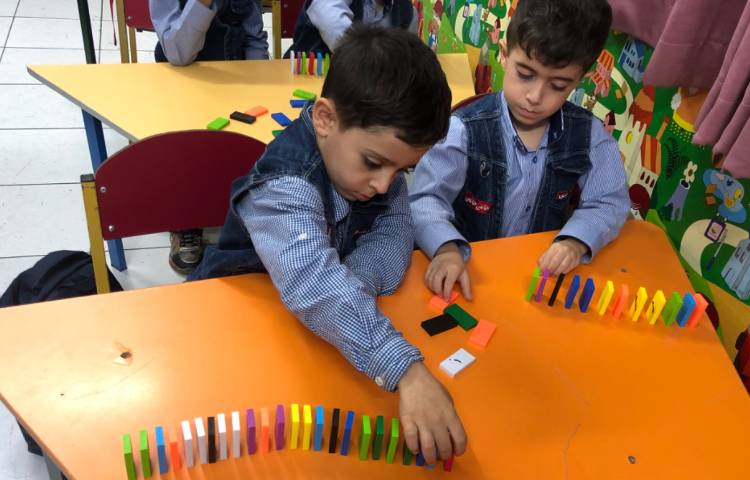 کلاس دومینو 4