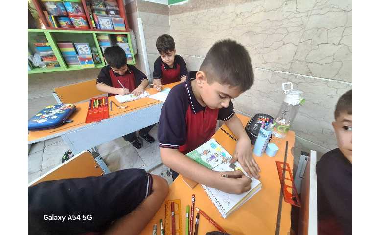 کلاس دوم 3 طرح دوسالانه هنر