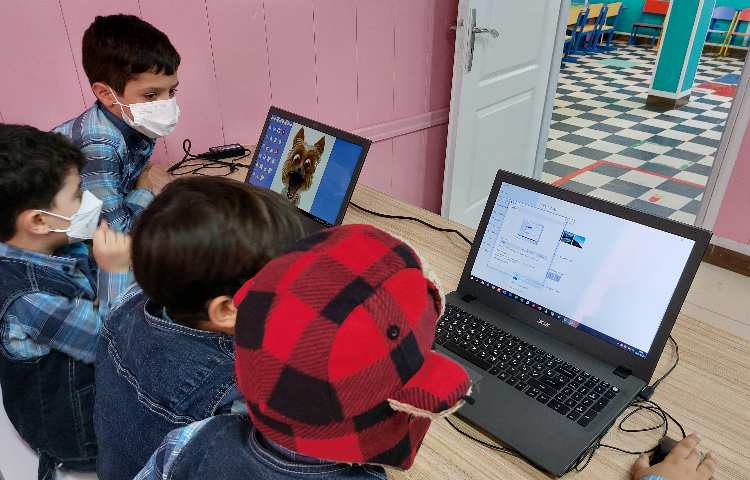 :کلاس رایانه،آموزش تغییر عکس پس زمینه 10