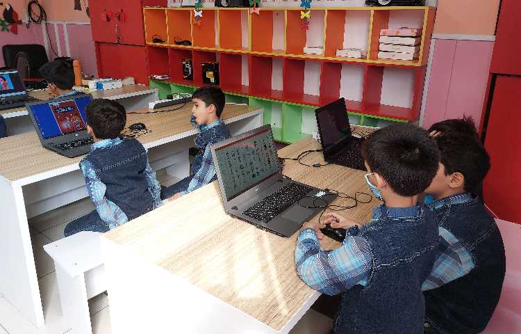 :کلاس رایانه،آموزش تغییر عکس پس زمینه 16