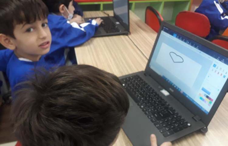 کلاس رایانه (آشنایی با برنامه پینت) 3