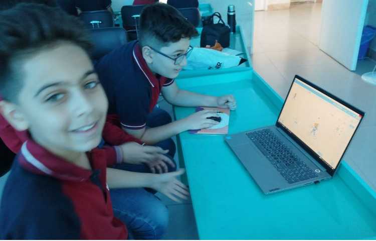 کلاس رایانه : آموزش اسکرچ 7