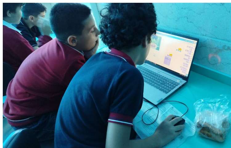 کلاس رایانه : آموزش اسکرچ 9