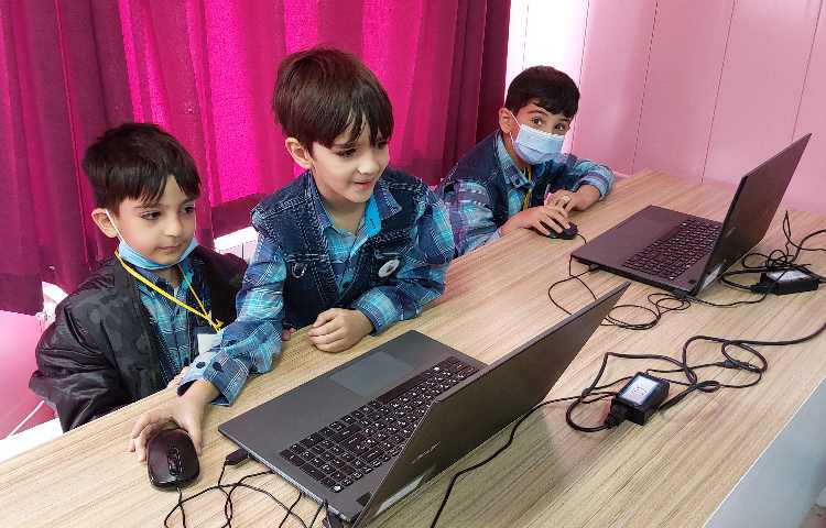 :کلاس رایانه، آموزش تنظیم محافظ صفحه نمایش، کلاس پرتقال 3