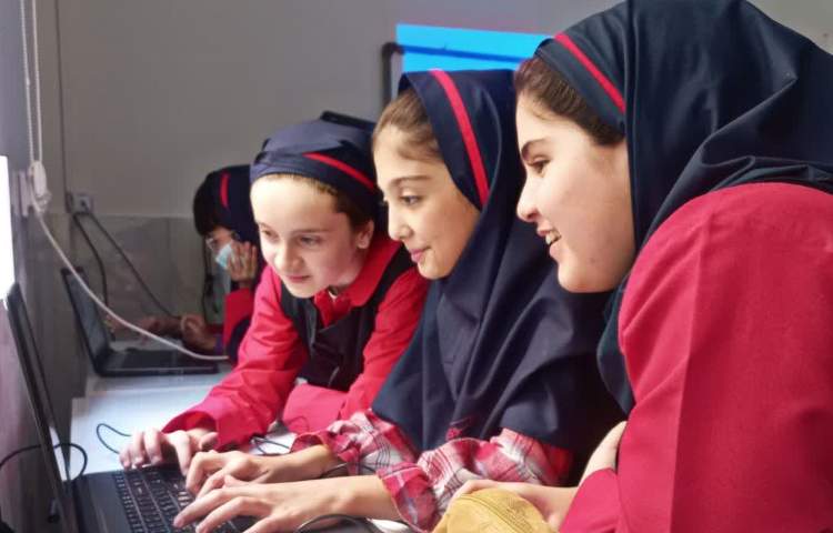 کلاس رایانه 2