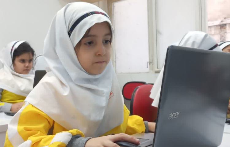 کلاس رایانه 4