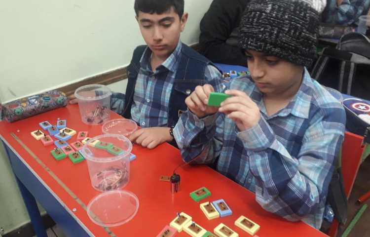 کلاس رباتیک (آشنایی با مقاومت ها رنگی ) 2