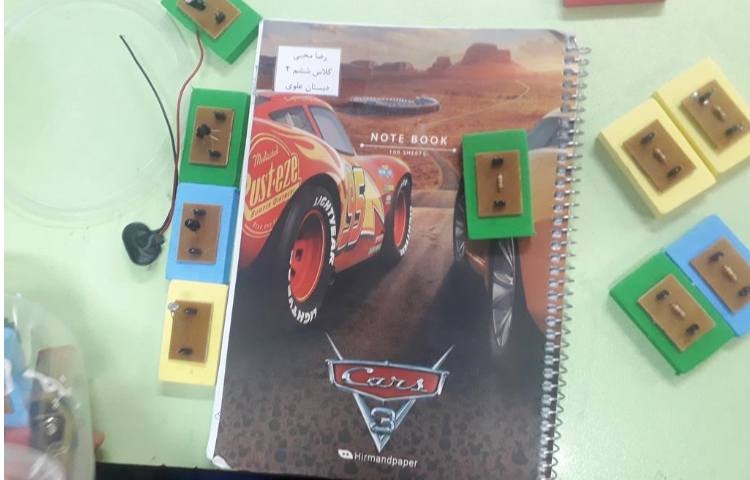 کلاس رباتیک (آشنایی با مقاومت ها رنگی ) 3