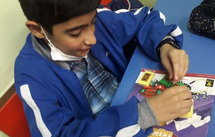 کلاس ریاتیک (ساخت مدار)پایه ششم دبستان 7