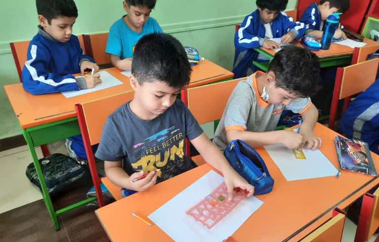 کلاس ریاضی کار با خط کش 1