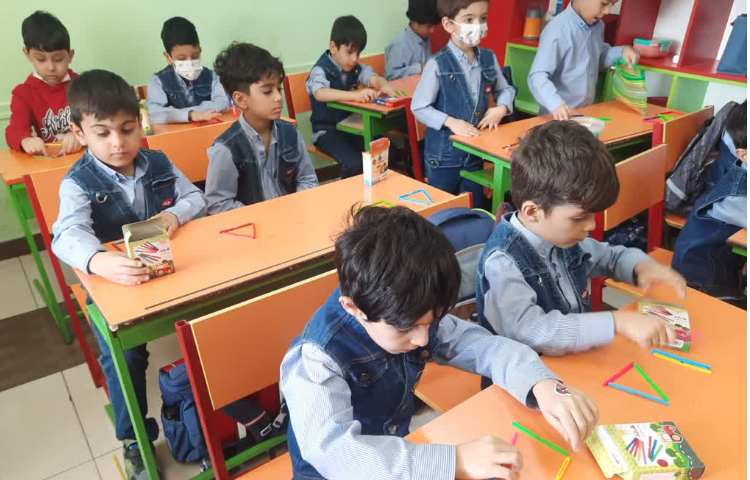 کلاس ریاضی کار با چینه 4