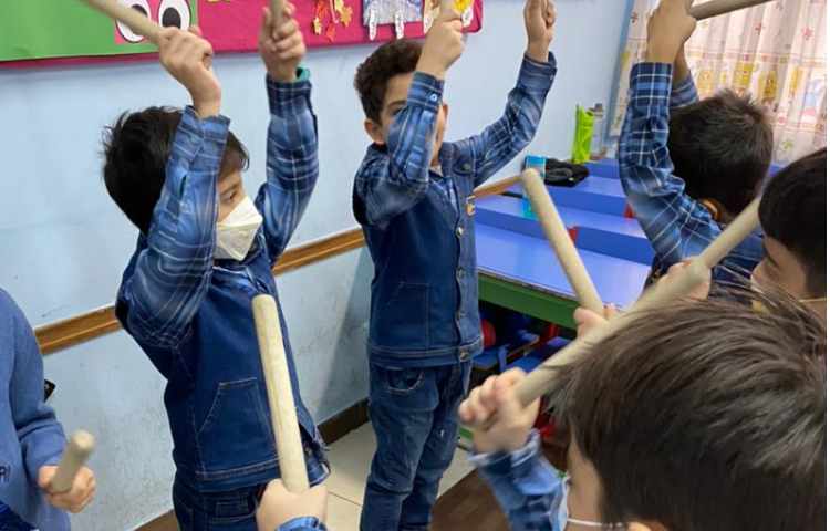 کلاس ریتم و گیم دانش آموزان پایه دوم