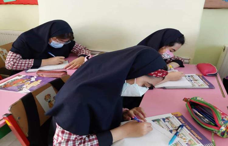 کلاس زبان جنرال، تمرین مکالمه و تدریس گرامر used to 8