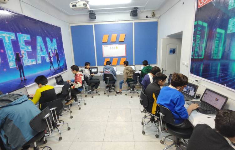 کلاس سایت و کامپیوتر پایه هشتم 1