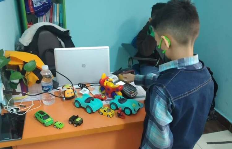 کلاس سواد مالی دانش آموزان سوم 2