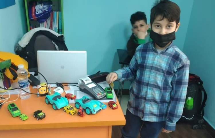 کلاس سواد مالی دانش آموزان سوم 3