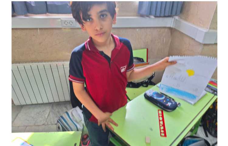 کلاس سوم 1 ،نقاشی همراه با داستان 2