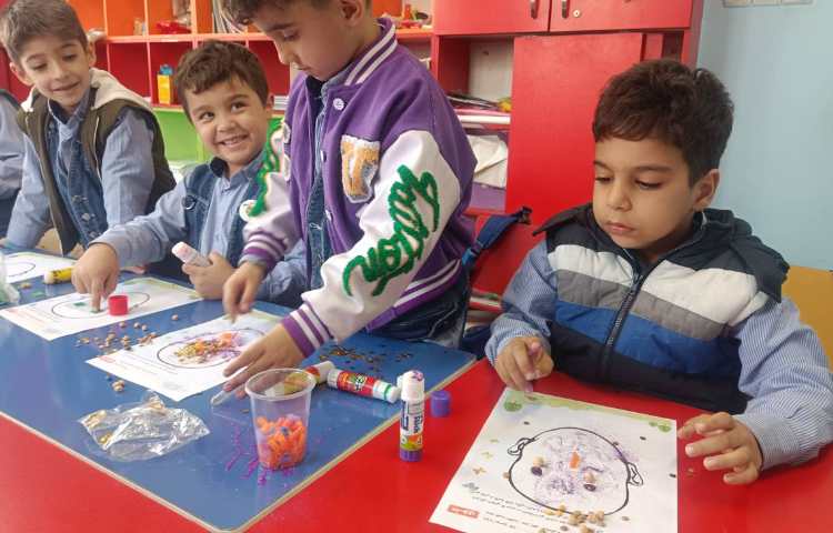 کلاس ضریب هوشی موضوع کلاژ صورت 1