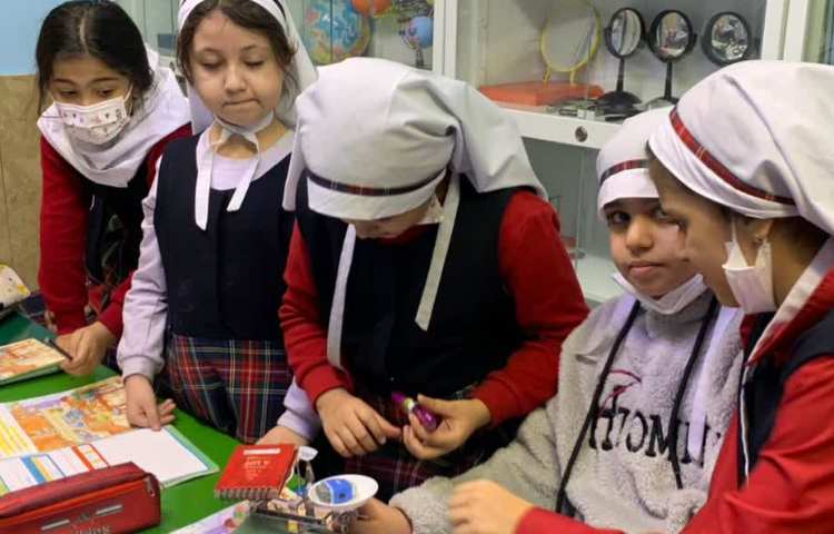 کلاس علوم به زبان انگلیسی 3