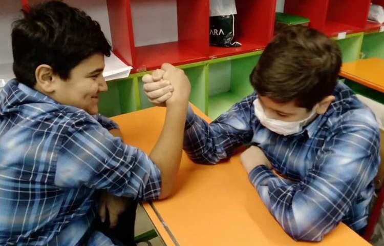 کلاس علوم ( مبحث نیرو (مچ اندازی و ساخت ماشین و نیروی الکتریکی ) 7