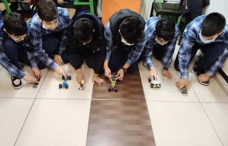 کلاس علوم ( مبحث نیرو (مچ اندازی و ساخت ماشین و نیروی الکتریکی ) 9