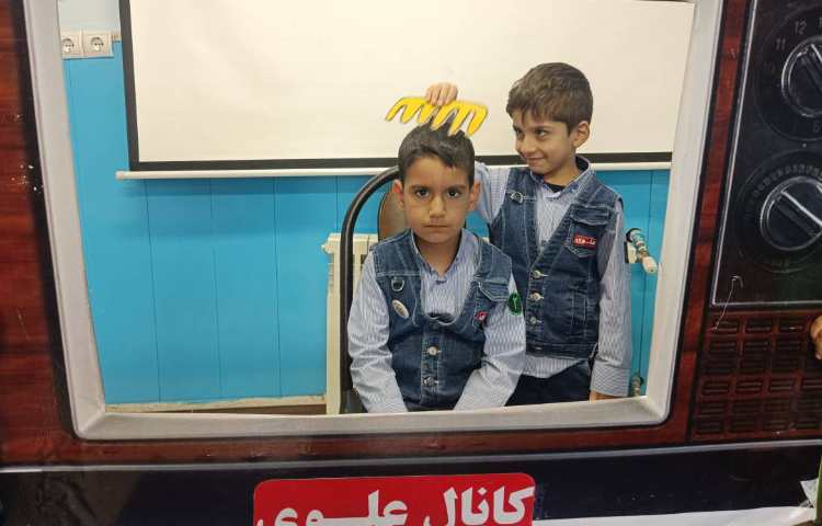 کلاس قصه گویی : روز تلویزیون 6