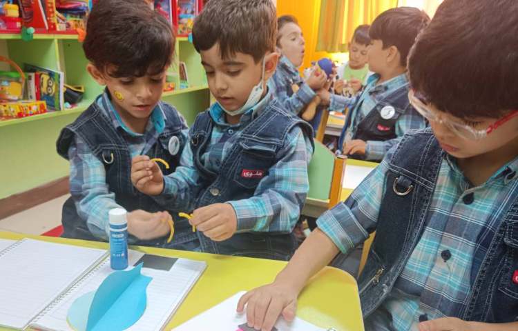 :کلاس ماهر شو، کاردستی بالون با حرف ب 5