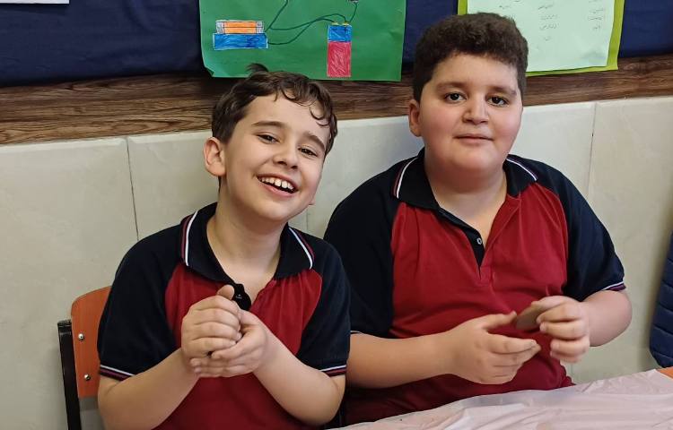 کلاس مطالعات درست کردن وسایل سفالی 1