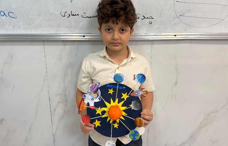 کلاس نجوم هدبند منظومه شمسی و کاردستی منظومه شمسی 2