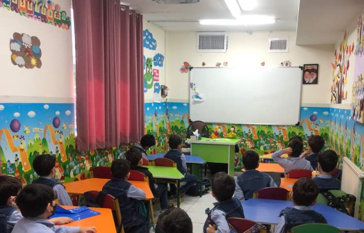 کلاس نمایش با موضوع بهداشت و استفاده کردن ماسک 4