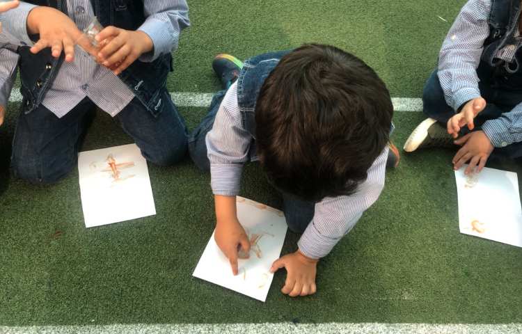 کلاس نوشتاری نقاشی با سس قرمز 3