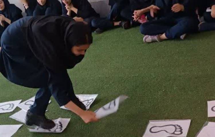 کلاس های تفکر و خلاقیت تابستانه پایه نهم 2