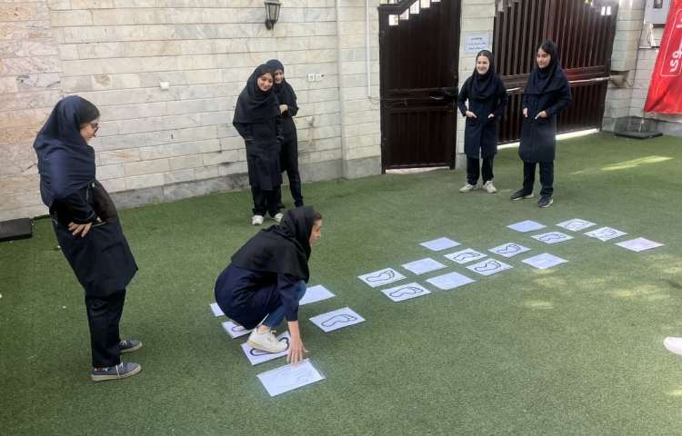 کلاس های تفکر و خلاقیت تابستانه پایه هشتم 4