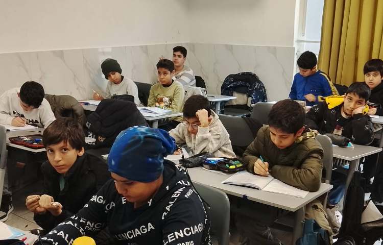 کلاس های تقویتی و تیزهوشان ششمی ها 2