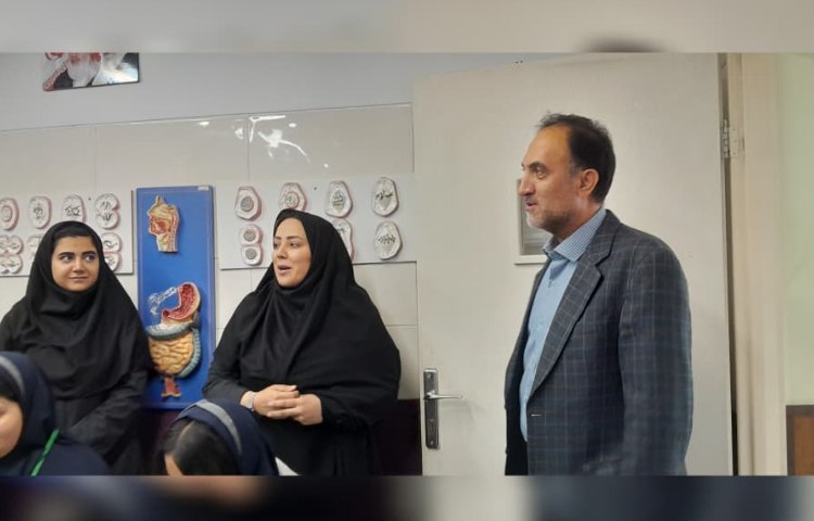 کلاس های هفته ملی علوم در پنج رشته(ریاضی،مهندسی،تکنولوژی،علوم،هنر) 5