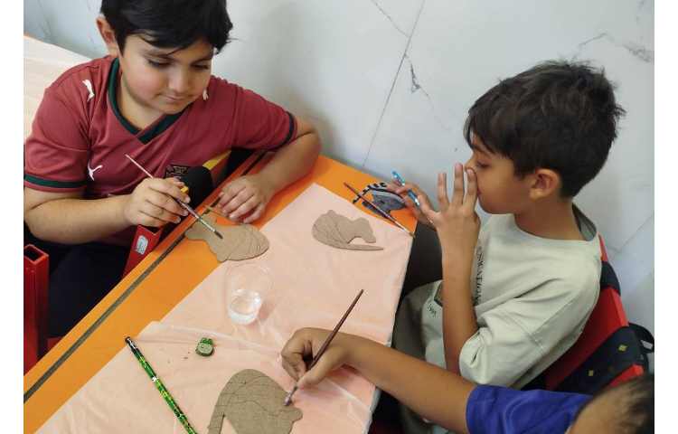 کلاس هنر(معرق کاری) پایه ی چهارم 21